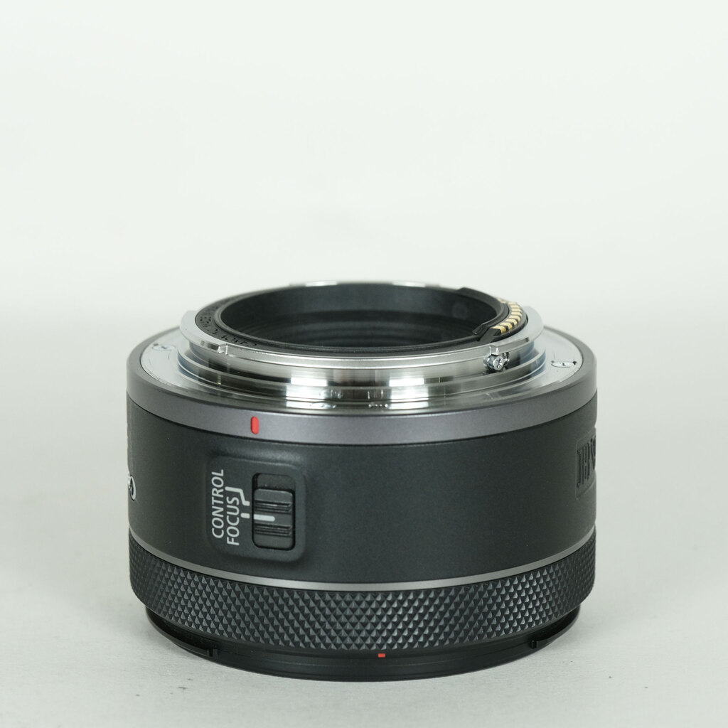 Canon RF50mm F1.8 STM Canon RF50mm F1.8 STM