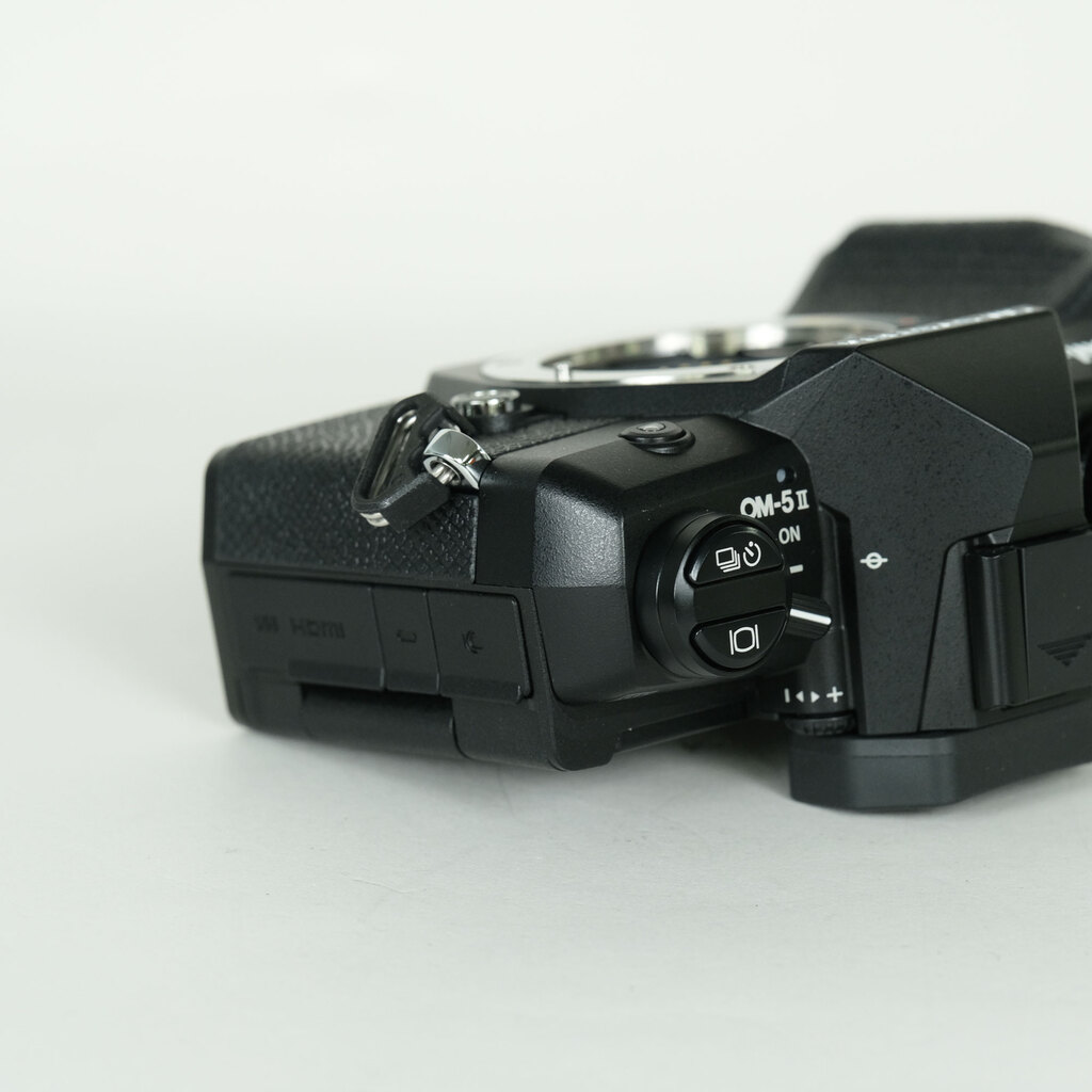 OM SYSTEM OM-5 Mark II ボディ ブラック