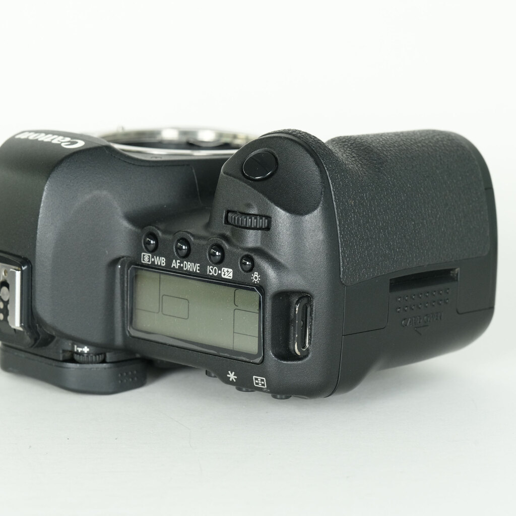 Canon EOS 5D MarkII ボディの出品 | ONE SCENE（ワンシーン）