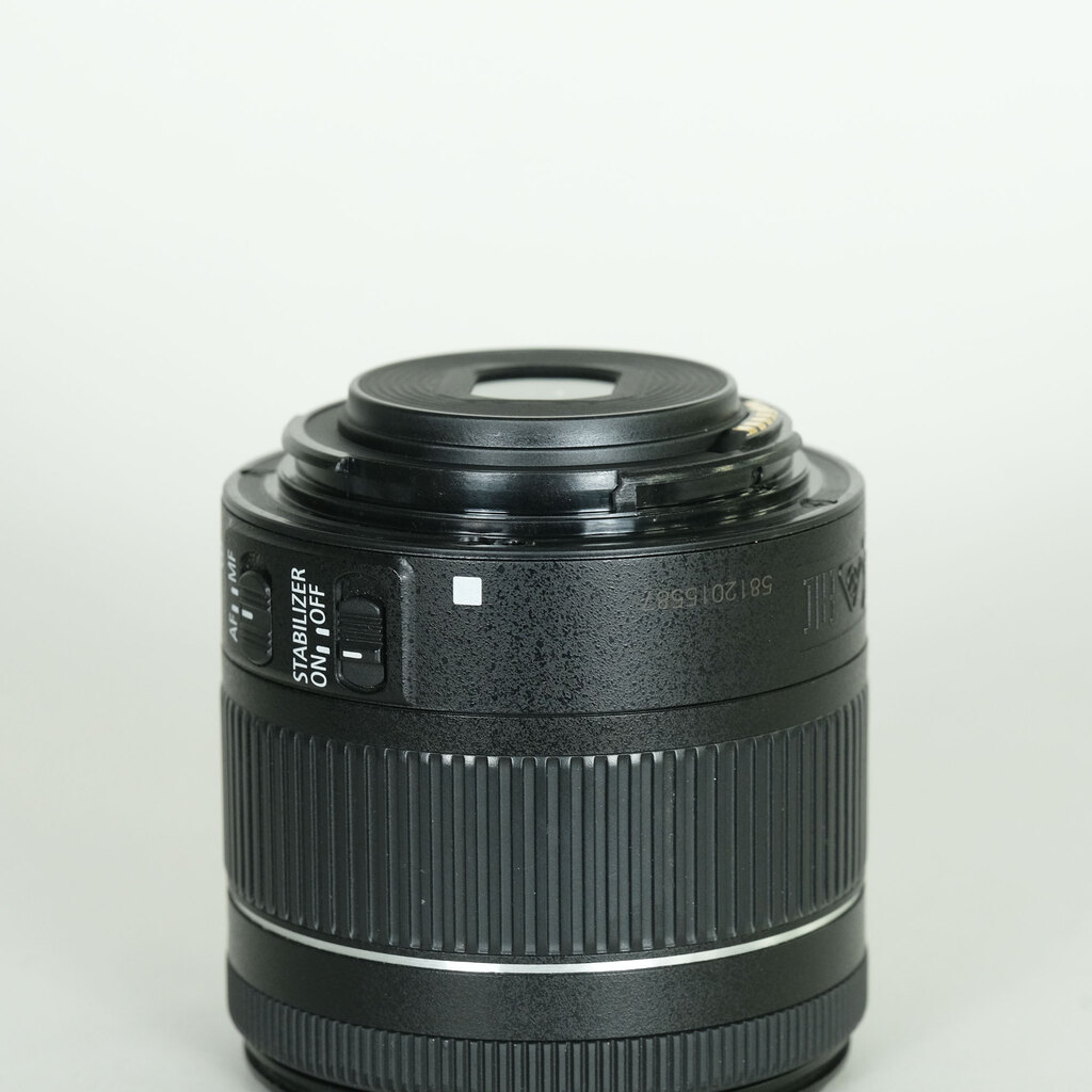 Canon EF-S18-55mm F3.5-5.6 IS STM