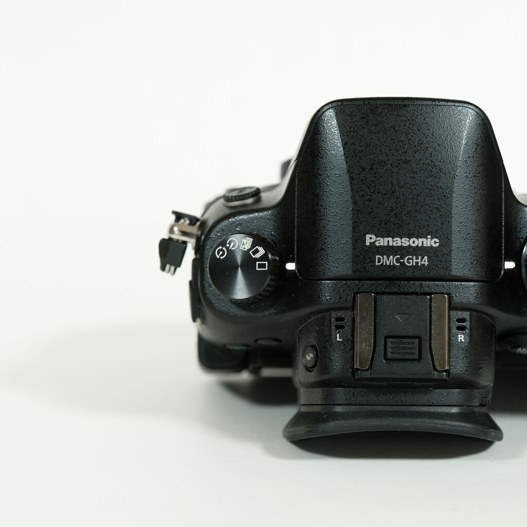 Panasonic LUMIX DMC-GH4の出品 | ONE SCENE（ワンシーン）