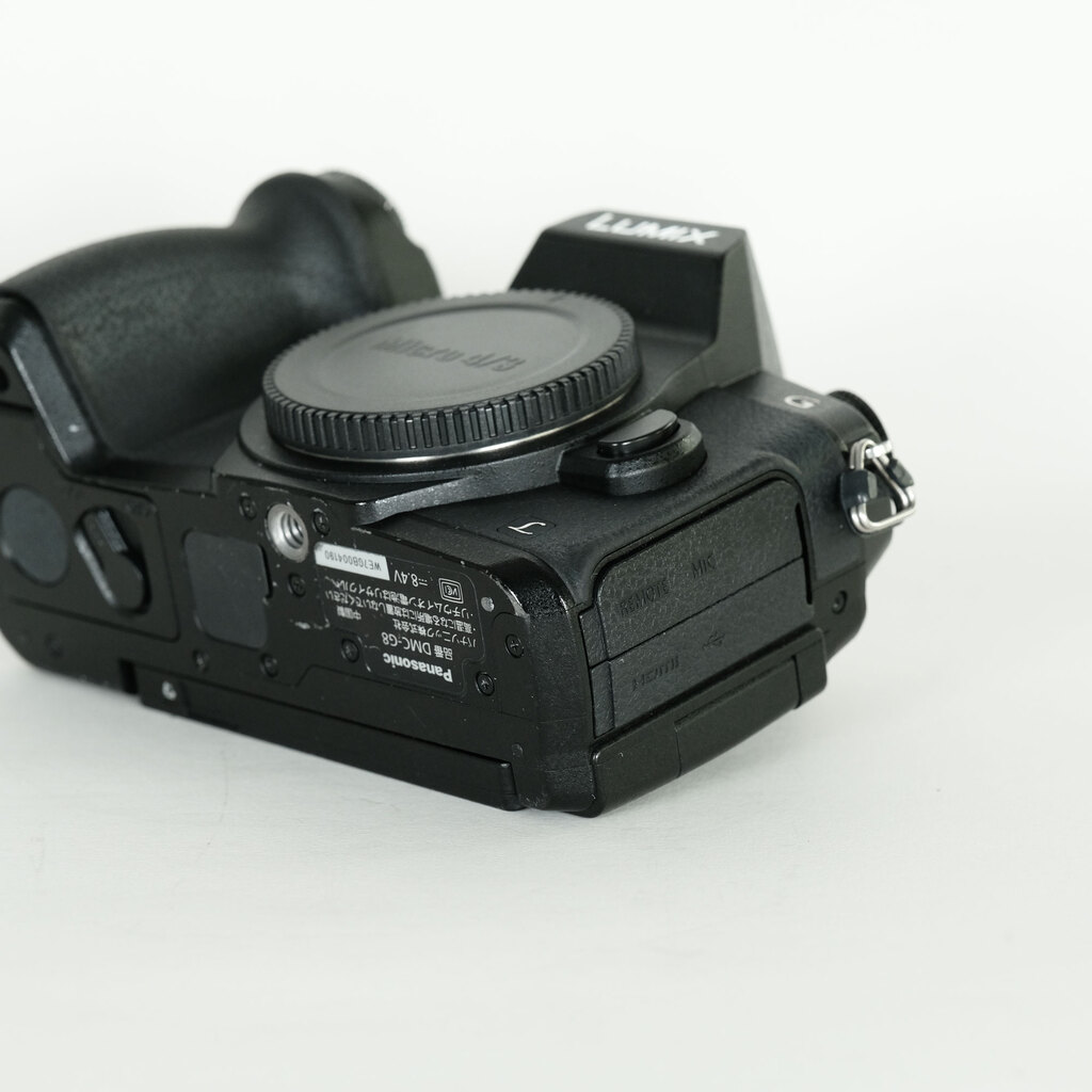 Panasonic LUMIX DMC-G8