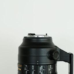 Nikon AF-S NIKKOR 70-200mm f/2.8E FL ED VR Nikon AF-S NIKKOR 70-200mm f/2.8E FL ED VR