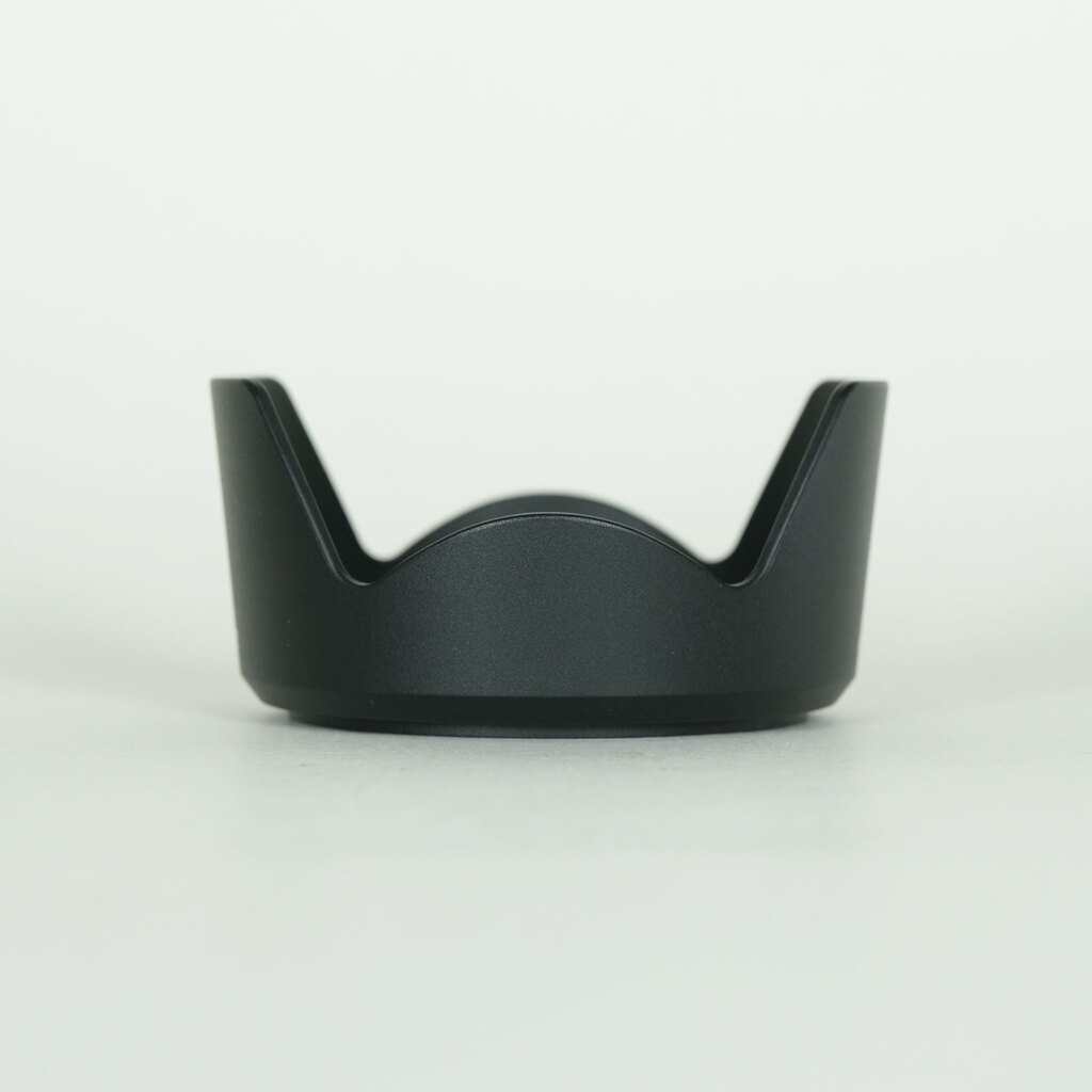 SONY E 18-135mm F3.5-5.6 OSS SEL18135 SONY E 18-135mm F3.5-5.6 OSS SEL18135