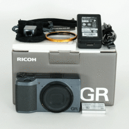 RICOH GR III Street Edition Special Limited Kit