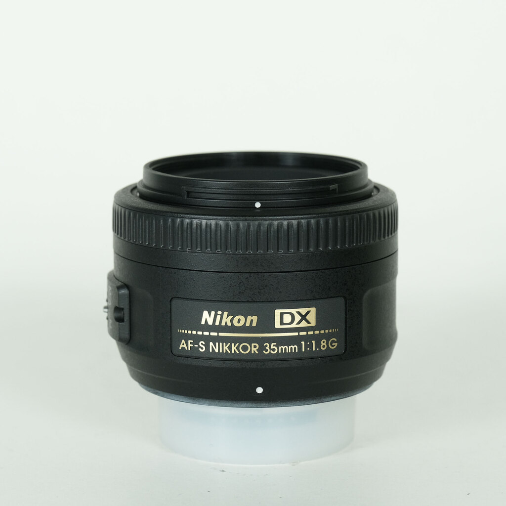AF-S DX NIKKOR 35mm f/1.8G 中古価格比較 - 価格.com