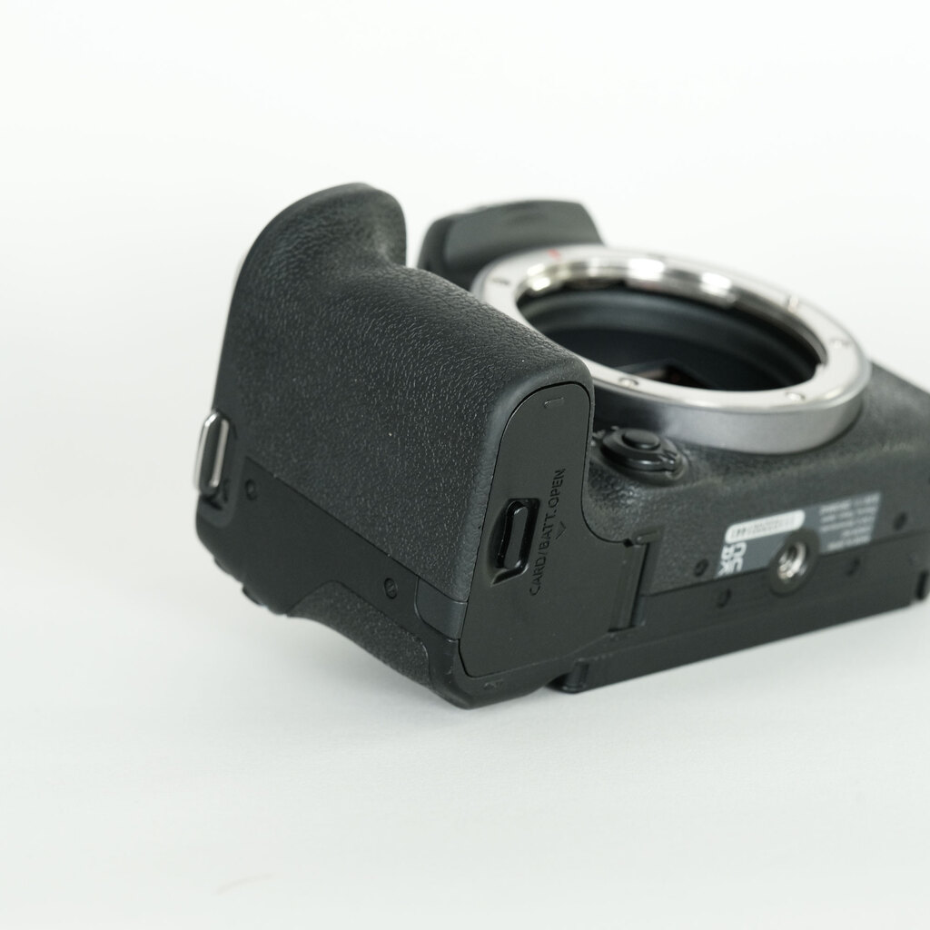 Canon EOS R10 Canon EOS R10