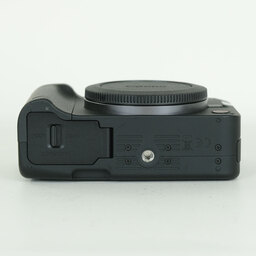 Canon EOS R50 V