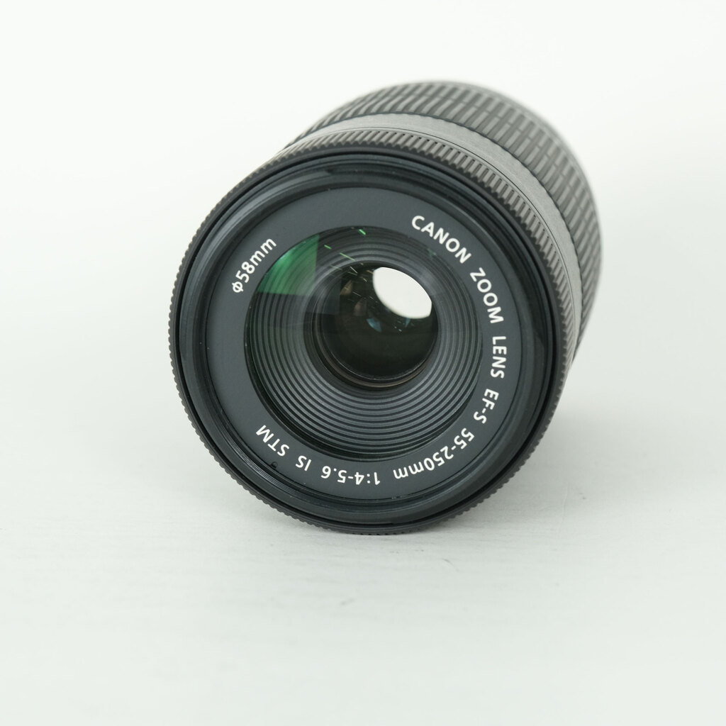 Canon EF-S55-250mm F4-5.6 IS STMの出品 | ONE SCENE（ワンシーン）