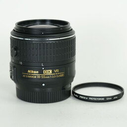 Nikon AF-S DX NIKKOR 18-55mm f3.5-5.6G VR II Nikon AF-S DX NIKKOR 18-55mm f3.5-5.6G VR II