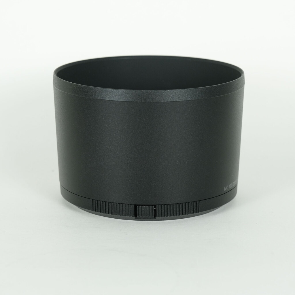 Nikon NIKKOR Z MC 105mm f/2.8 VR S Nikon NIKKOR Z MC 105mm f/2.8 VR S