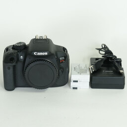 Canon EOS Kiss X7i