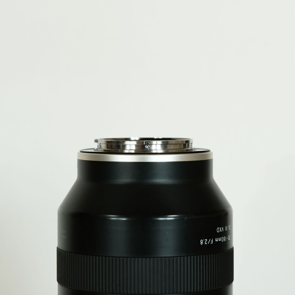 TAMRON 70-180mm F/2.8 Di III VXD (Model A056) [ ソニーE用 ]