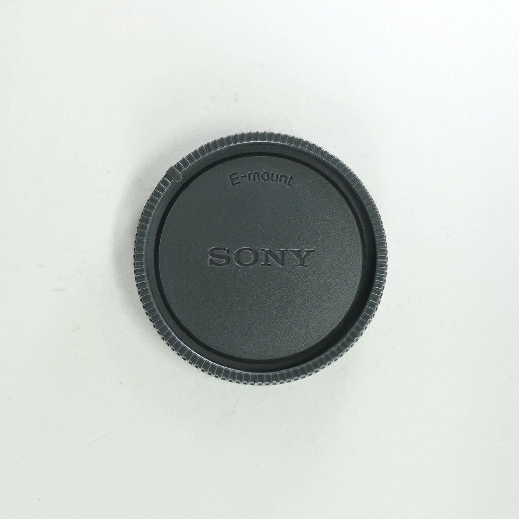 SONY E 20mm F2.8 SEL20F28