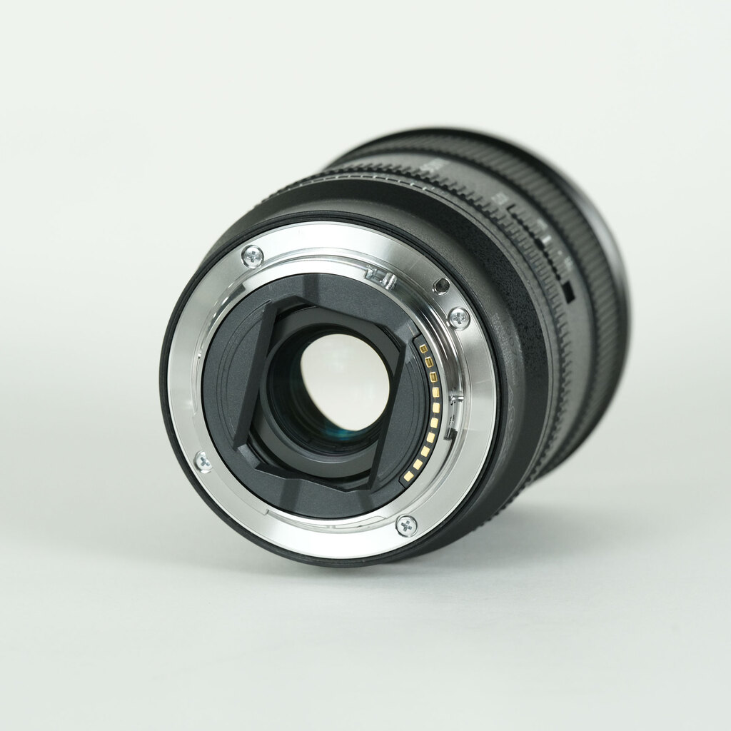 SONY FE 20mm F1.8 G SEL20F18Gの出品 | ONE SCENE（ワンシーン）