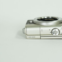 Canon EOS M200 ボディ リミテッドゴールド