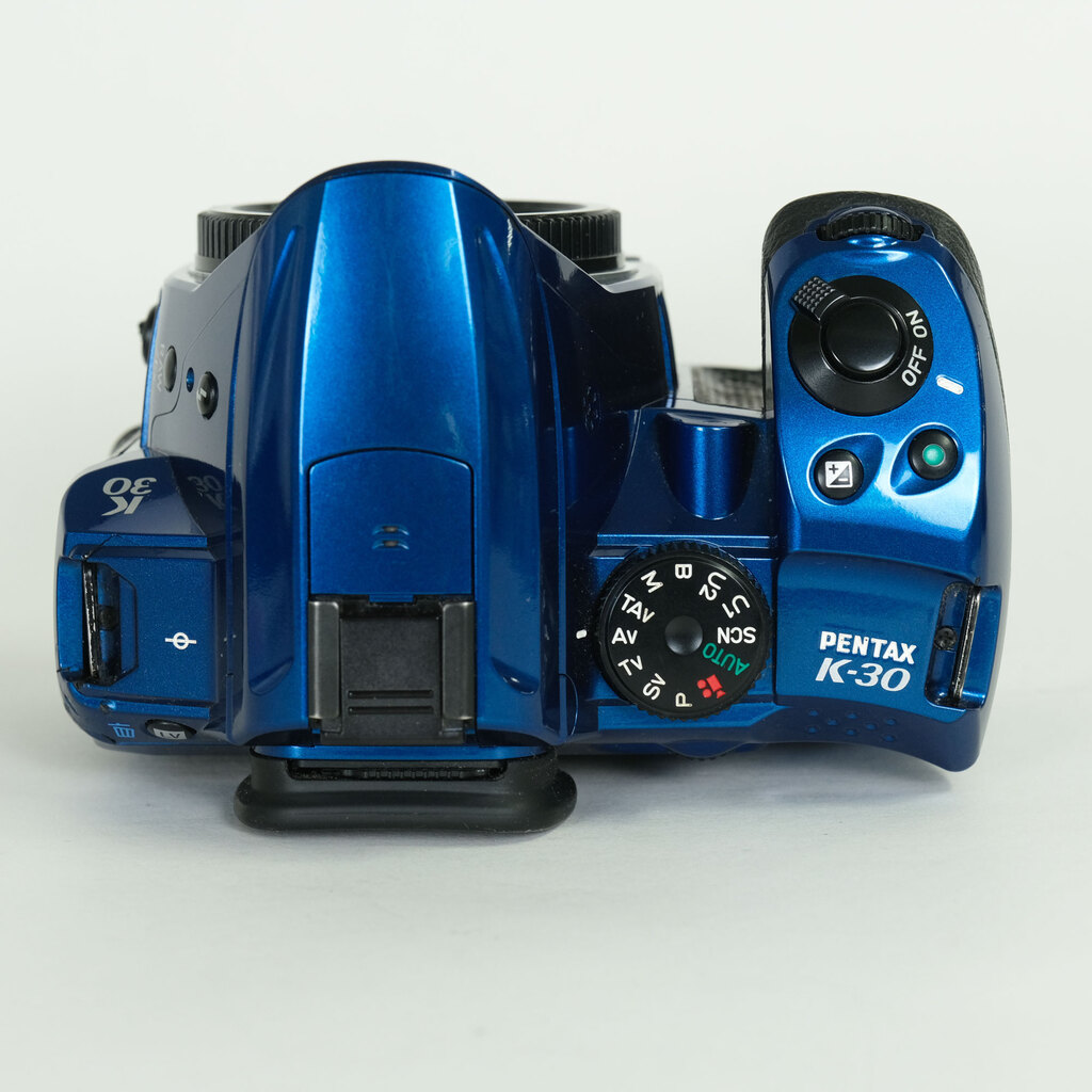 PENTAX K-30 ボディ クリスタルブルー