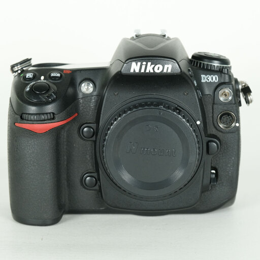 Nikon D300 ボディ