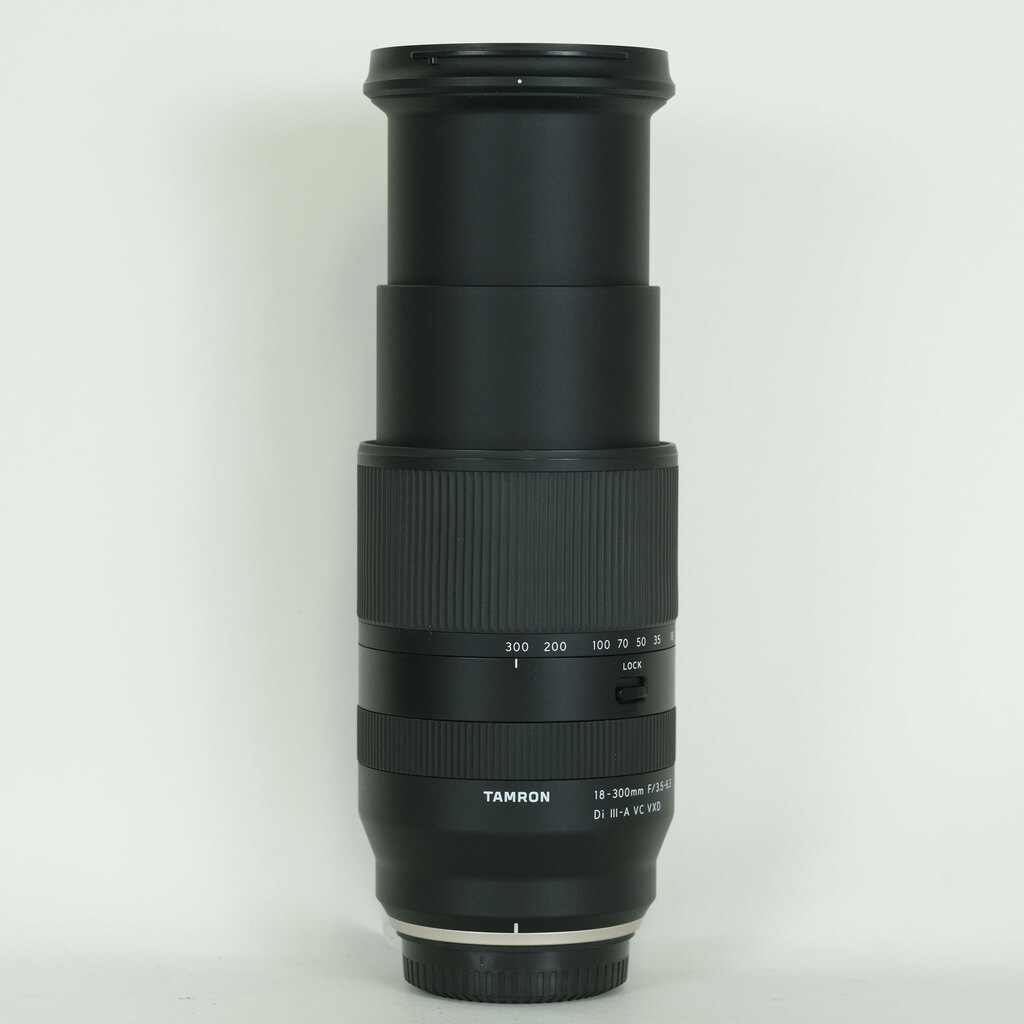 TAMRON 18-300mm F/3.5-6.3 Di III-A VC VXD (Model B061) [フジフイルムX用]