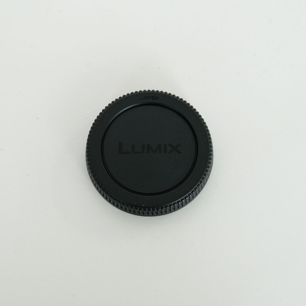 Panasonic LEICA DG VARIO-ELMAR 100-400mm / F4.0-6.3 II ASPH. / POWER O.I.S. Panasonic LEICA DG VARIO-ELMAR 100-400mm / F4.0-6.3 II ASPH. / POWER O.I.S.