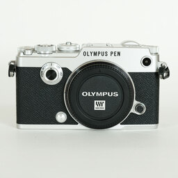 OLYMPUS PEN-F