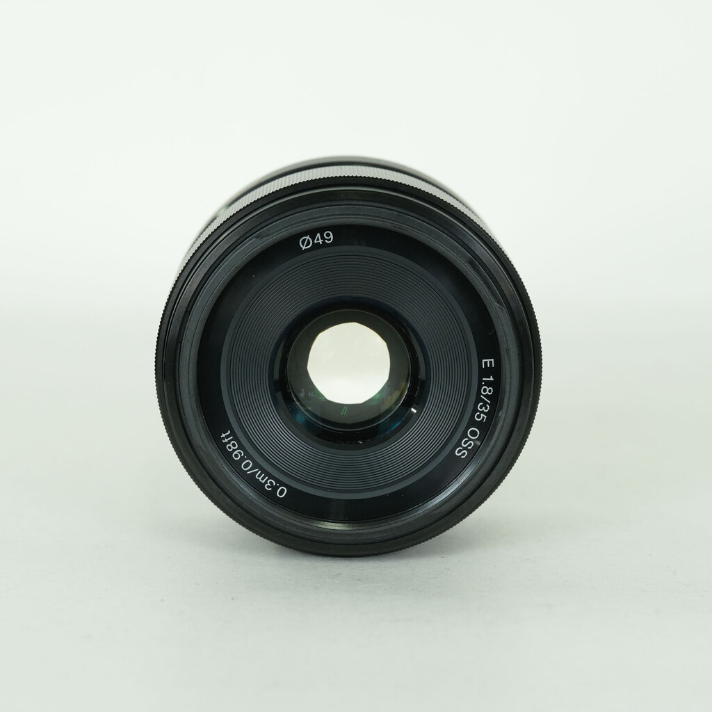 SONY E 35mm F1.8 OSS SEL35F18