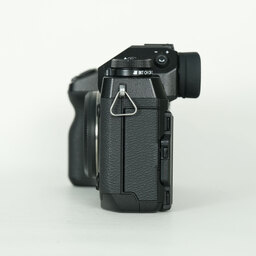 FUJIFILM X-H1