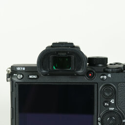 SONY α7 III（ILCE-7M3）