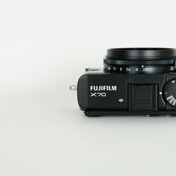 FUJIFILM X70 ブラック