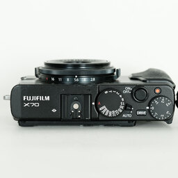 FUJIFILM X70 ブラック