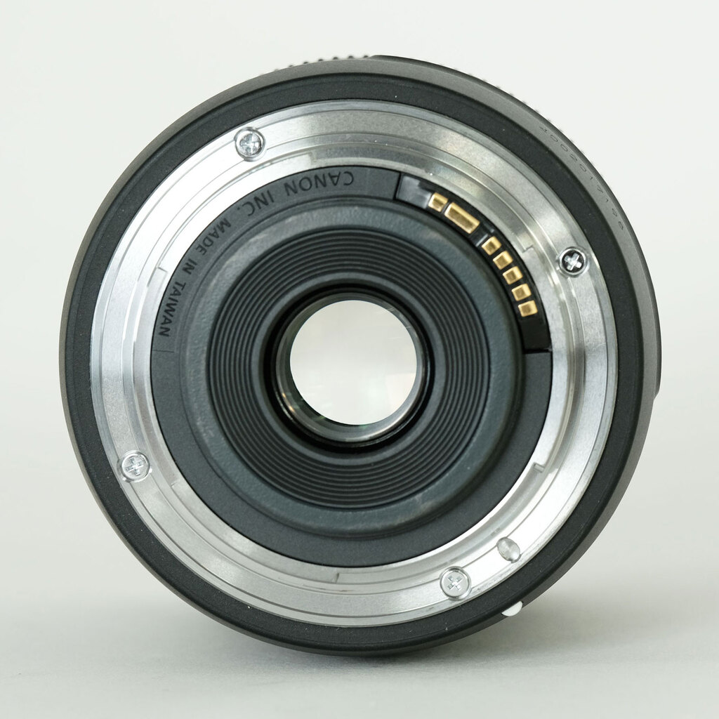 Canon EF-S18-135mm F3.5-5.6 IS USM