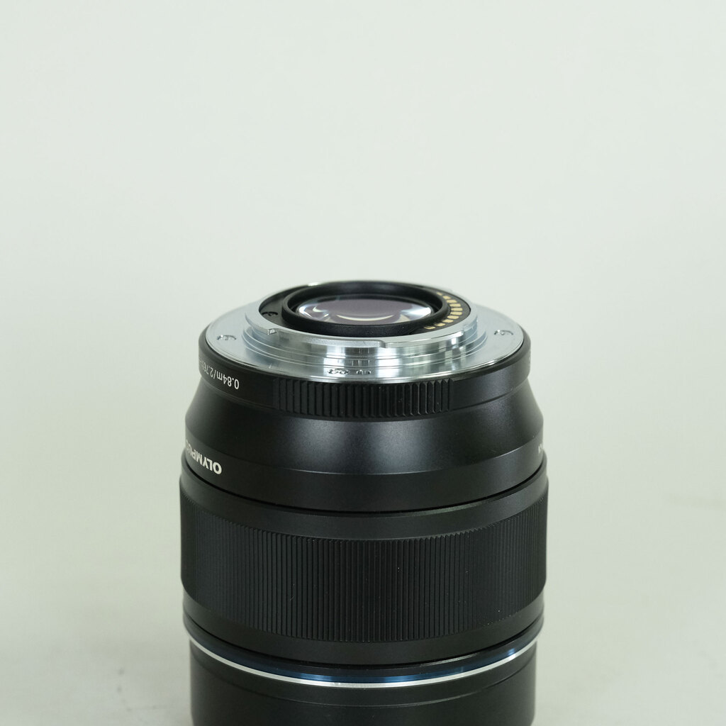 OLYMPUS M.ZUIKO DIGITAL ED 75mm F1.8