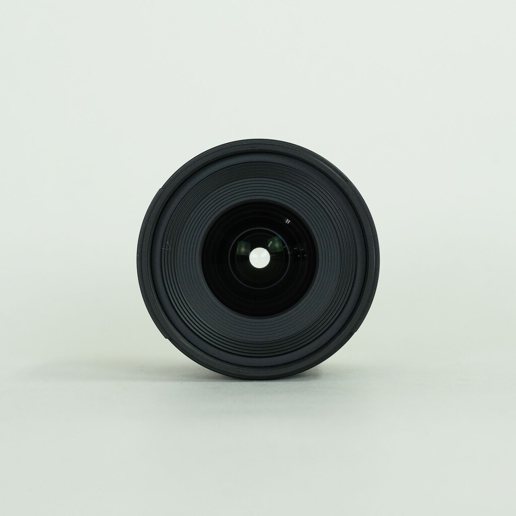 Panasonic LEICA DG SUMMILUX 9mm / F1.7 ASPH. Panasonic LEICA DG SUMMILUX 9mm / F1.7 ASPH.