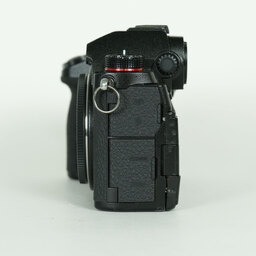 Panasonic LUMIX DC-S5 Panasonic LUMIX DC-S5