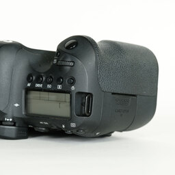 Canon EOS 6D Mark II