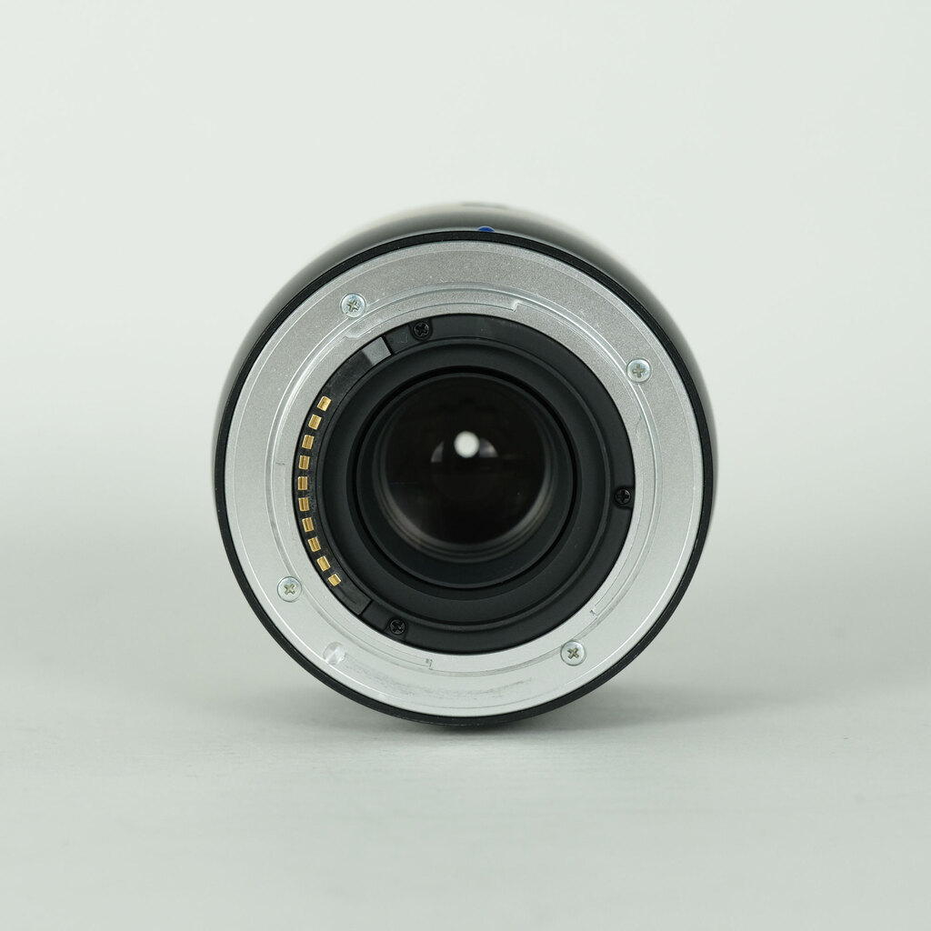 Carl Zeiss Touit 32mm F1.8（ソニーE用）