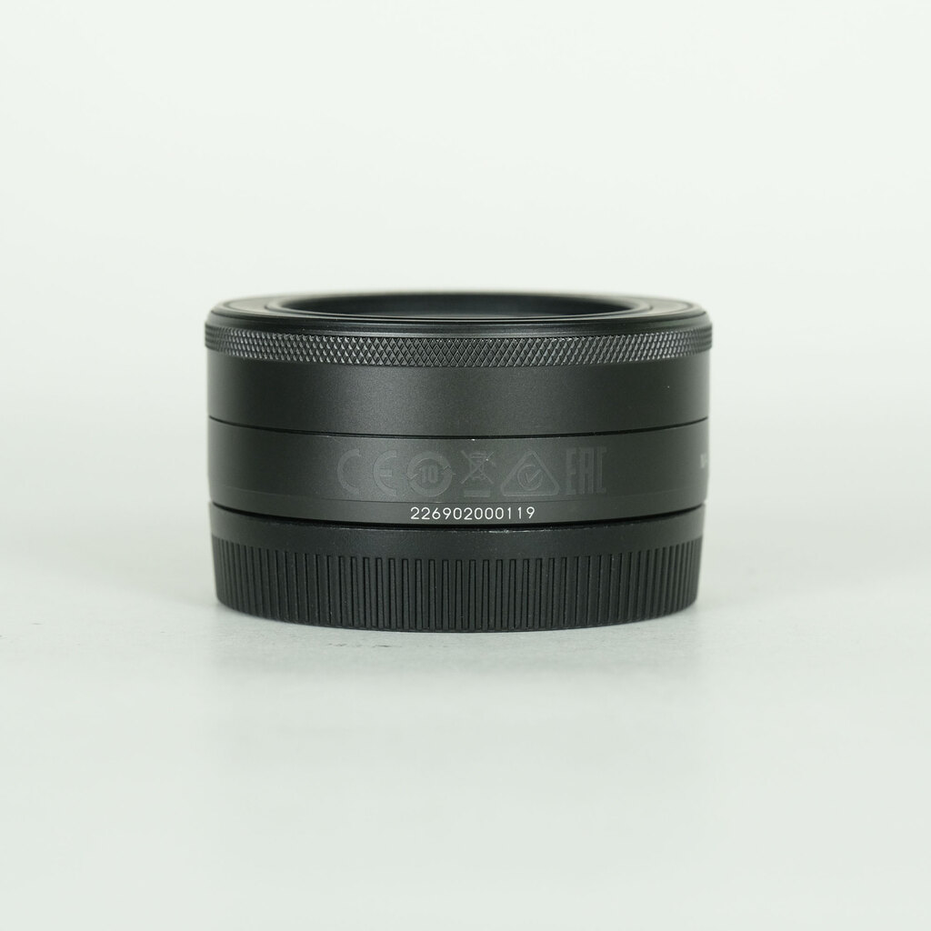 Canon EF-M22mm F2 STM