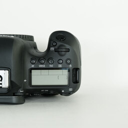 Canon EOS 6D Mark II