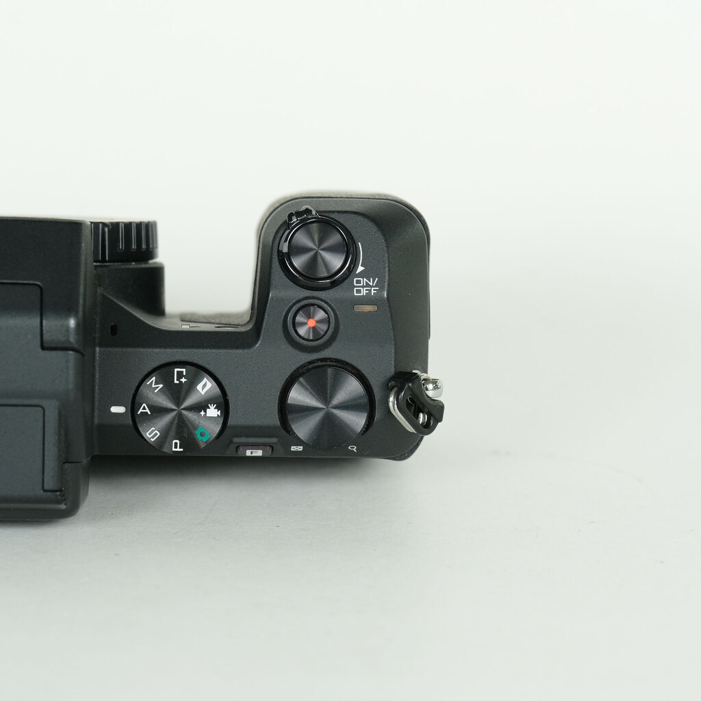 Nikon Nikon1 V2 ボディ ブラック
