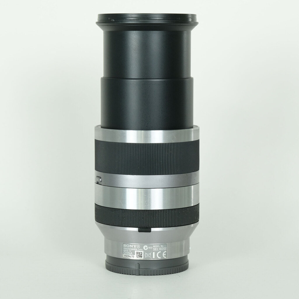 SONY E18-200mm F3.5-6.3 OSS SEL18200の出品 | ONE SCENE（ワンシーン）