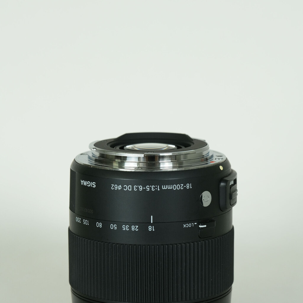 SIGMA 18-200mm F3.5-6.3 DC MACRO OS HSM｜Contemporary [キヤノンEF用]