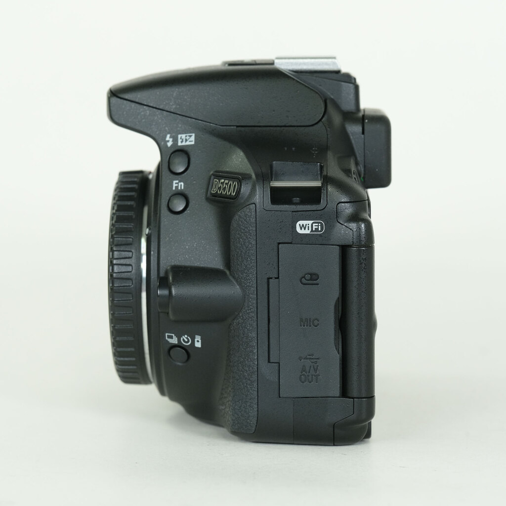 Nikon D5500