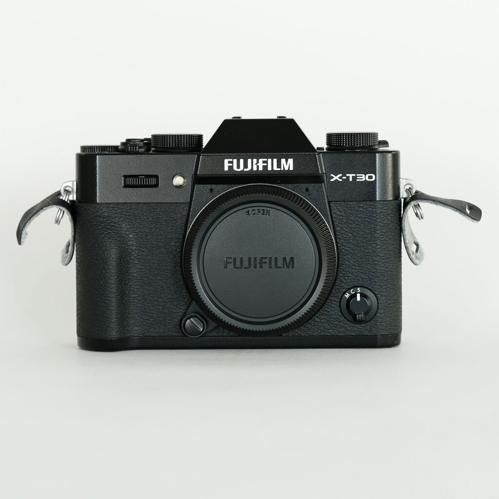 FUJIFILM X-T30
