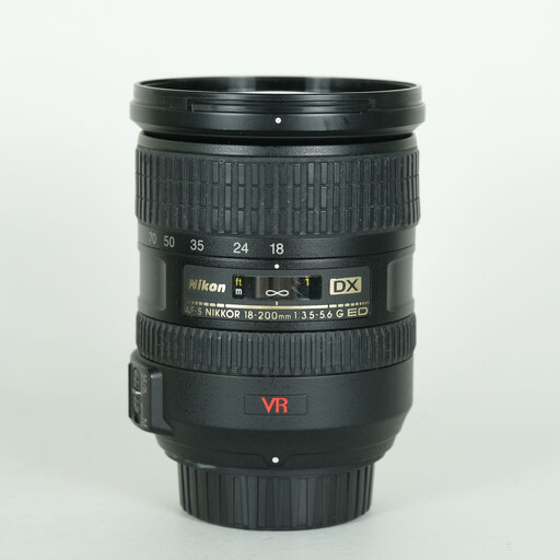 Nikon AF-S DX VR Zoom-Nikkor 18-200mm F3.5-5.6G IF-ED