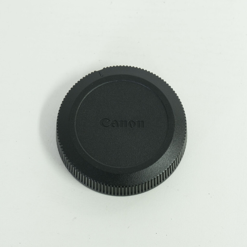 Canon RF24mm F1.8 MACRO IS STM