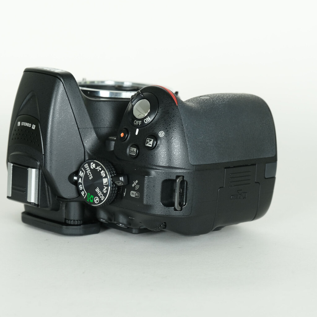 Nikon D5300 Nikon D5300