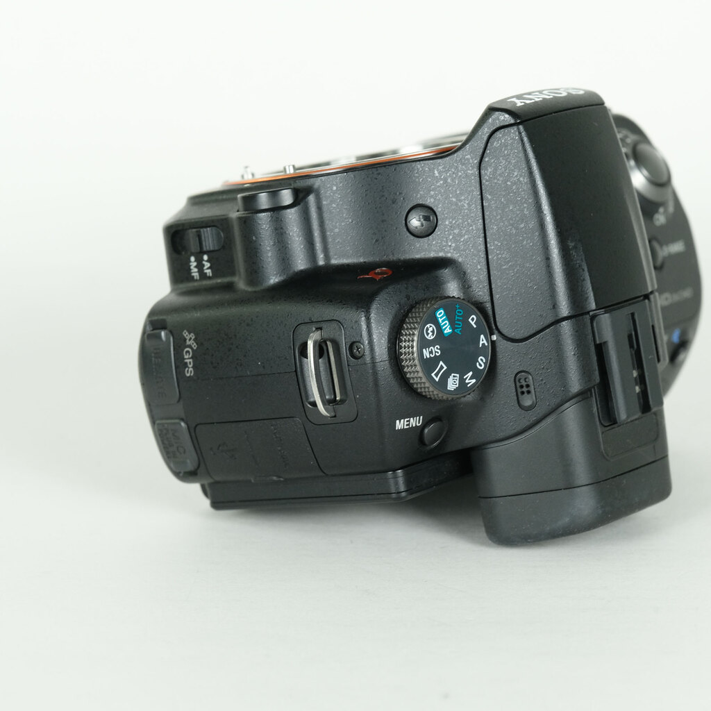 SONY α55（SLT-A55V）の出品 | ONE SCENE（ワンシーン）