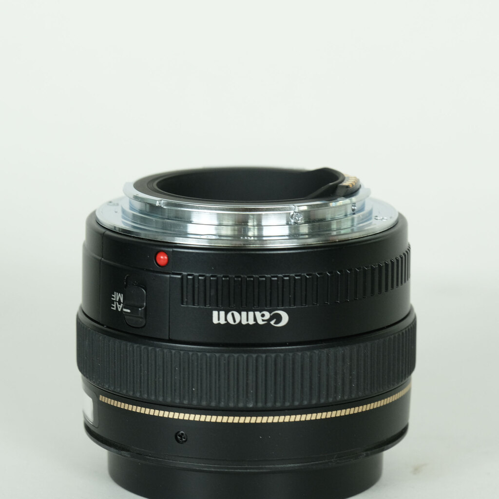 Canon EF50mm F1.4 USMの出品 | ONE SCENE（ワンシーン）