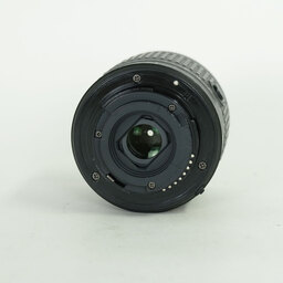 Nikon AF-P DX NIKKOR 18-55mm F3.5-5.6G VR Nikon AF-P DX NIKKOR 18-55mm F3.5-5.6G VR