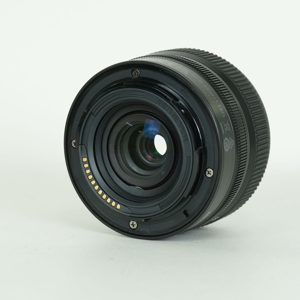 Nikon NIKKOR Z 24-50mm f/4-6.3 Nikon NIKKOR Z 24-50mm f/4-6.3